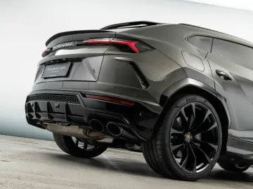 LAMBORGHINI Urus MY22