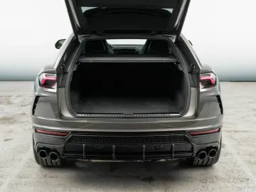 LAMBORGHINI Urus MY22