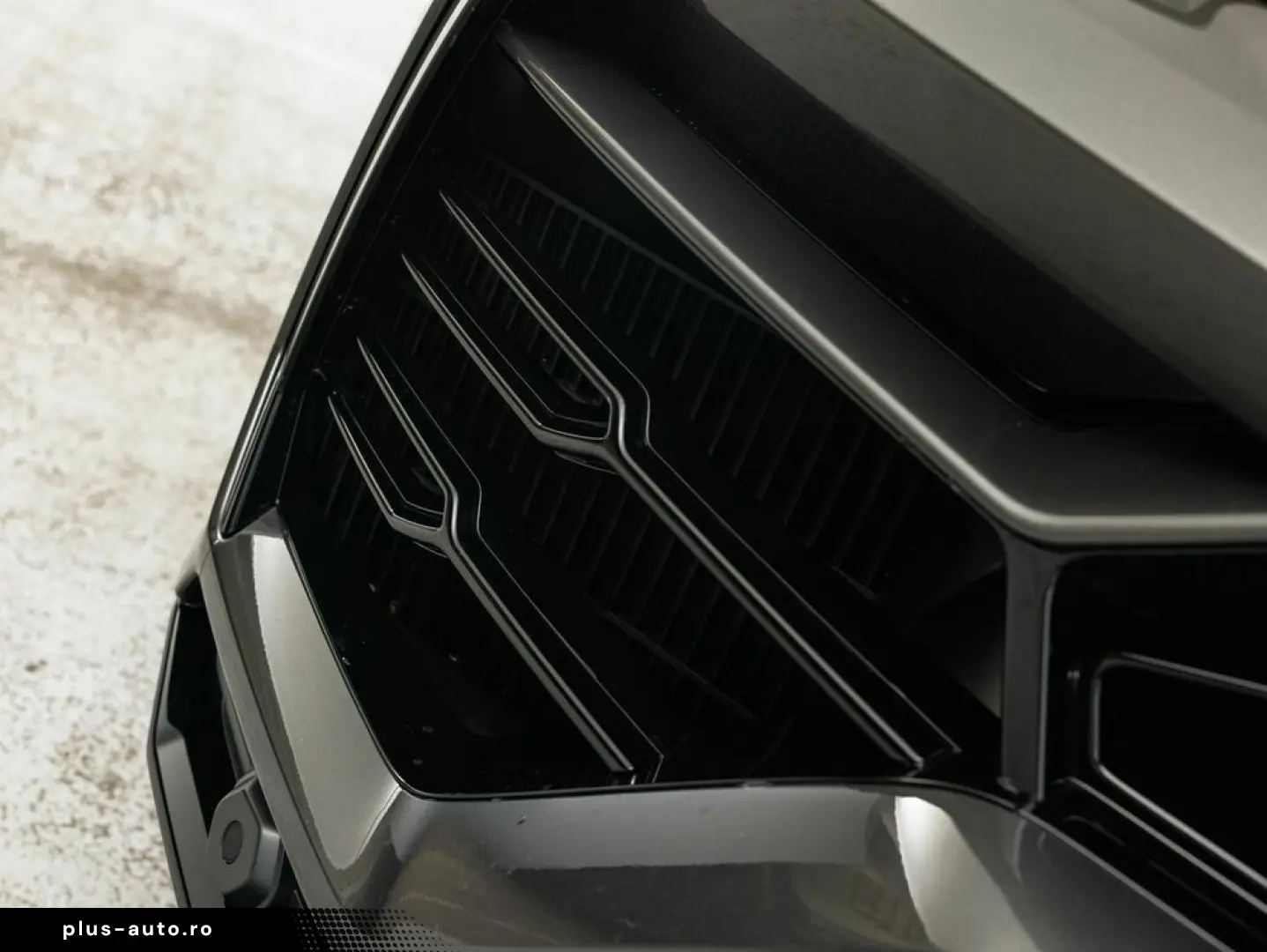 LAMBORGHINI Urus MY22