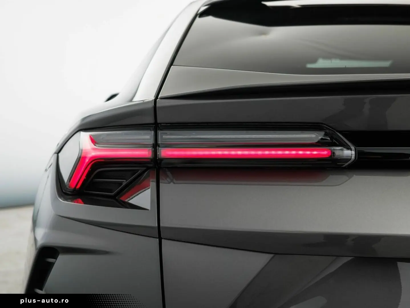 LAMBORGHINI Urus MY22