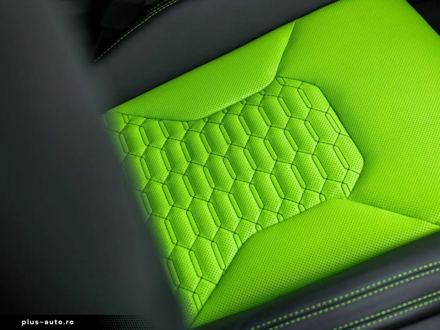 LAMBORGHINI Urus MY22