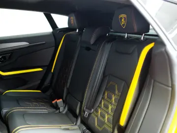 LAMBORGHINI Urus SE CARBON B&O PANO MASSAGE 23ZOLL STYLE PAC