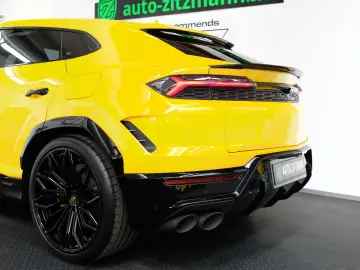 LAMBORGHINI Urus SE CARBON B&O PANO MASSAGE 23ZOLL STYLE PAC