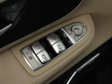 MERCEDES-BENZ V 300 d 4M AMG extralang VIP Seats