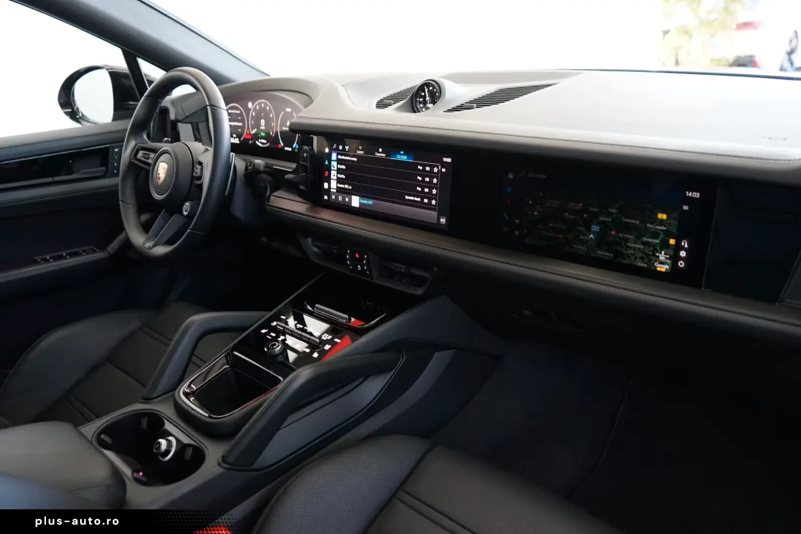 Porsche Cayenne Coupe E-Hybrid Black Edition MY26