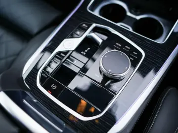 BMW X5 xDrive40d M-Sport AHK ACC PANO Sitzlüft 360