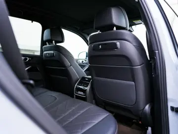 BMW X5 xDrive40d M-Sport AHK ACC PANO Sitzlüft 360