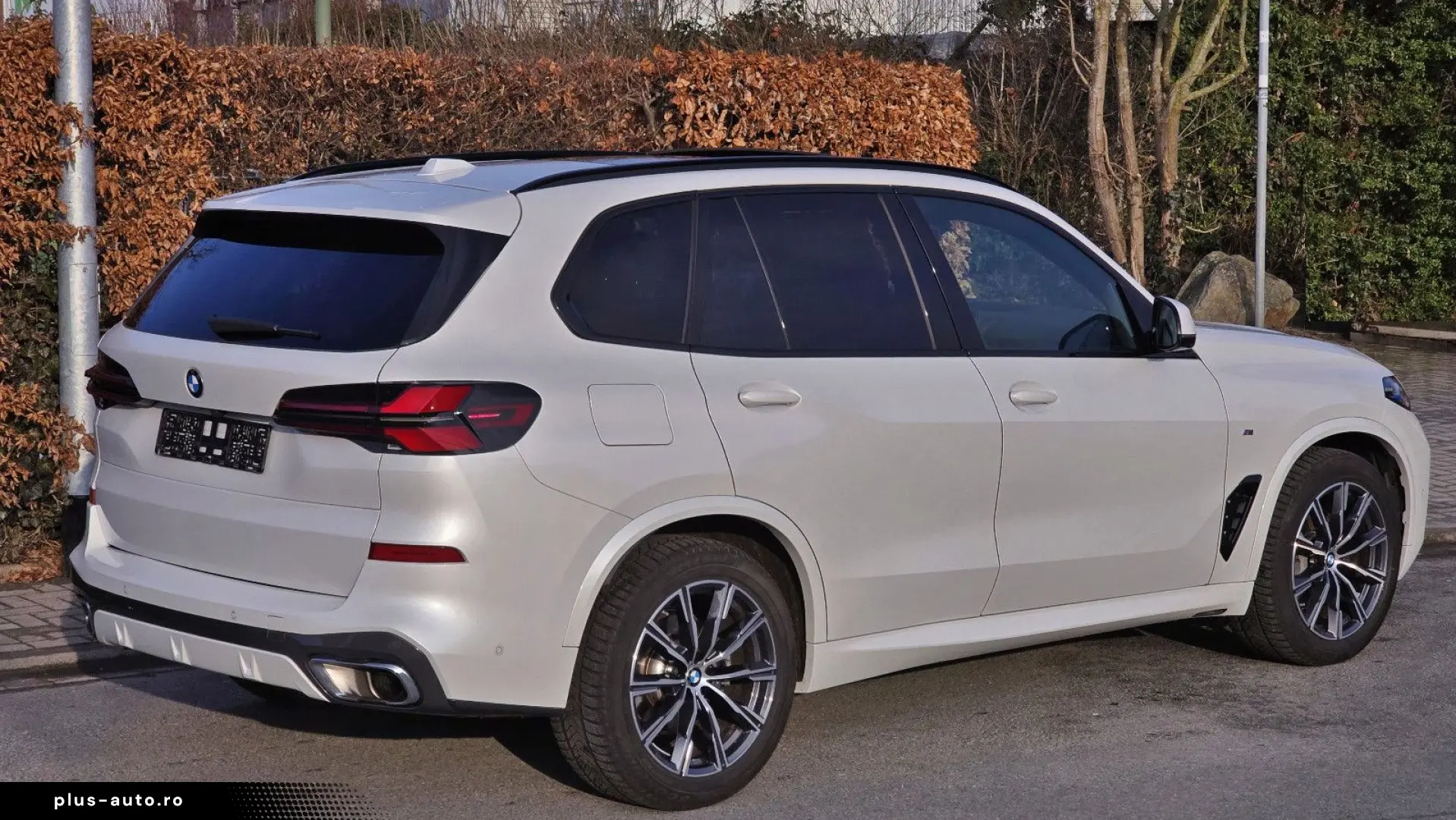 BMW X5 30 d M Sport Komf Sitz Airm Pano 360  Webasto