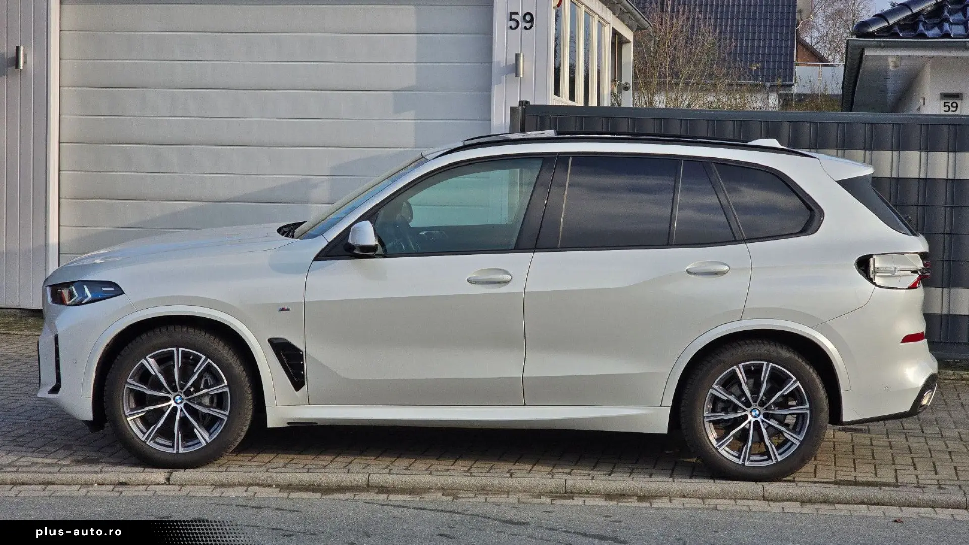 BMW X5 30 d M Sport Komf Sitz Airm Pano 360  Webasto
