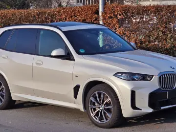 BMW X5 30 d M Sport Komf Sitz Airm Pano 360  Webasto