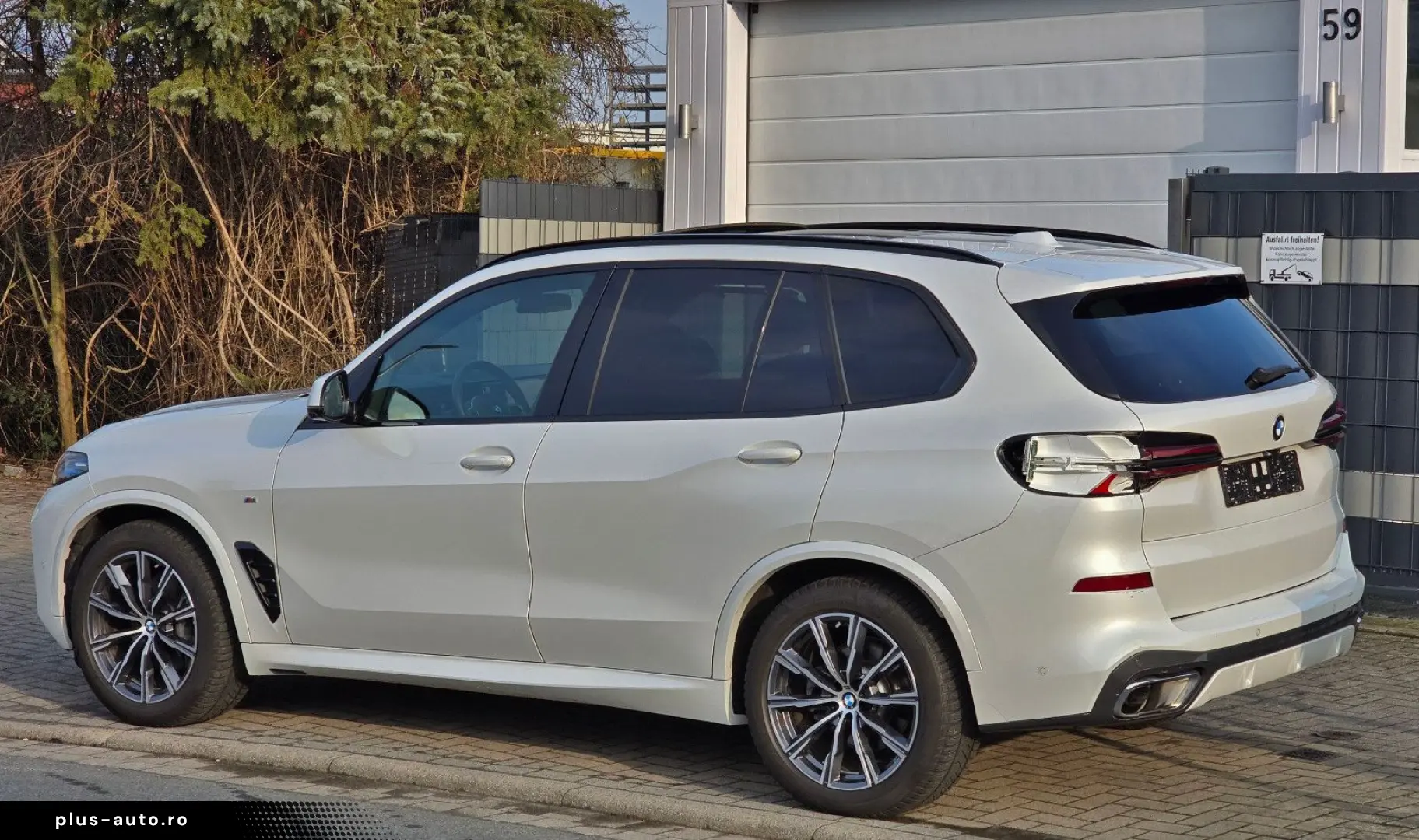 BMW X5 30 d M Sport Komf Sitz Airm Pano 360  Webasto
