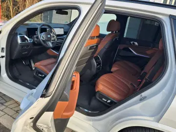 BMW X5 30 d M Sport Komf Sitz Airm Pano 360  Webasto