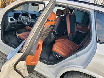 BMW X5 30 d M Sport Komf Sitz Airm Pano 360  Webasto