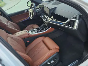 BMW X5 30 d M Sport Komf Sitz Airm Pano 360  Webasto