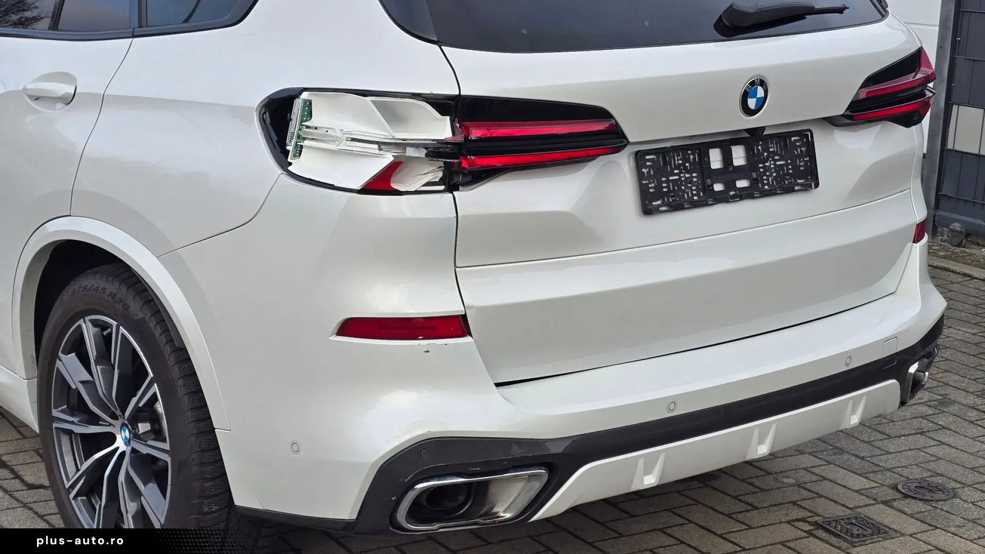 BMW X5 30 d M Sport Komf Sitz Airm Pano 360  Webasto