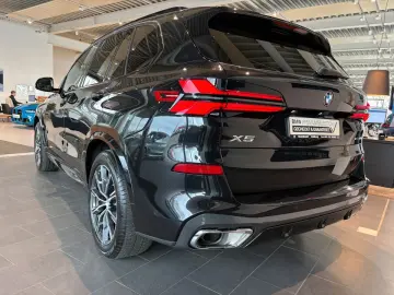 BMW X5 xDrive40d M Sport AHK Pano HUD  Soft-Close