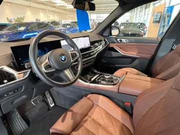 BMW X5 xDrive40d M Sport AHK Pano HUD  Soft-Close