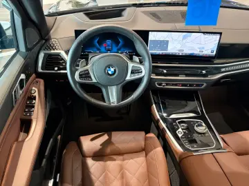 BMW X5 xDrive40d M Sport AHK Pano HUD  Soft-Close