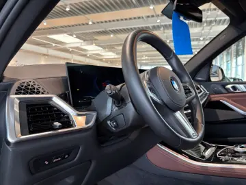 BMW X5 xDrive40d M Sport AHK Pano HUD  Soft-Close