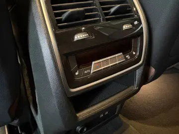 BMW X5 xDrive40d M Sport AHK Pano HUD  Soft-Close