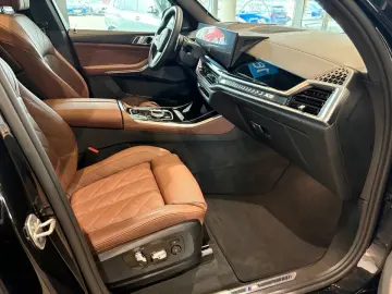 BMW X5 xDrive40d M Sport AHK Pano HUD  Soft-Close