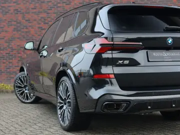 BMW X5 50e xDrive   Pano - AHK - HUD