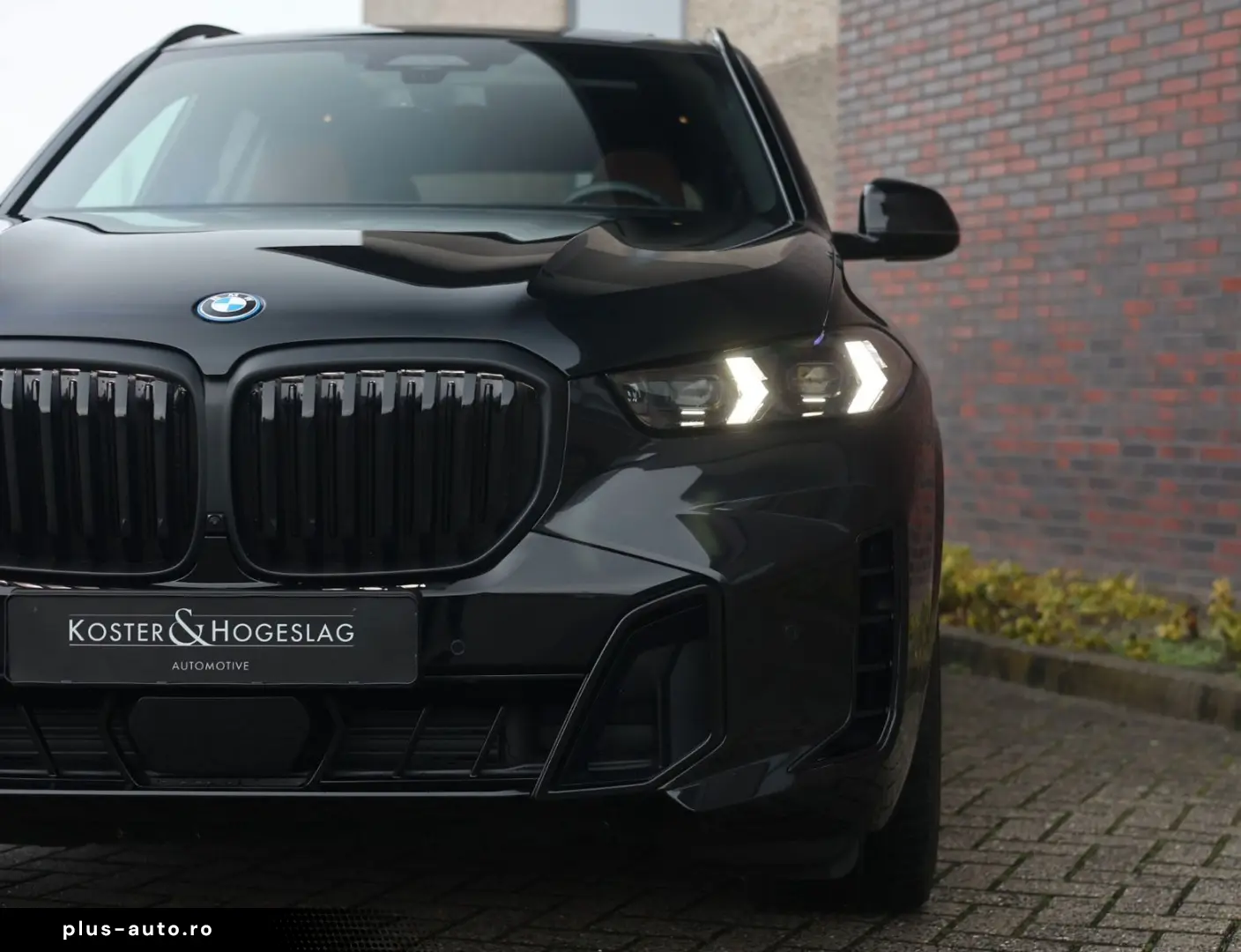 BMW X5 50e xDrive   Pano - AHK - HUD