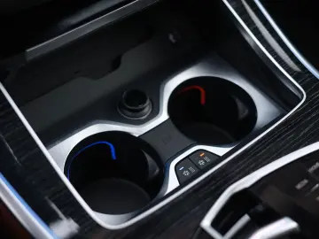 BMW X5 50e xDrive   Pano - AHK - HUD