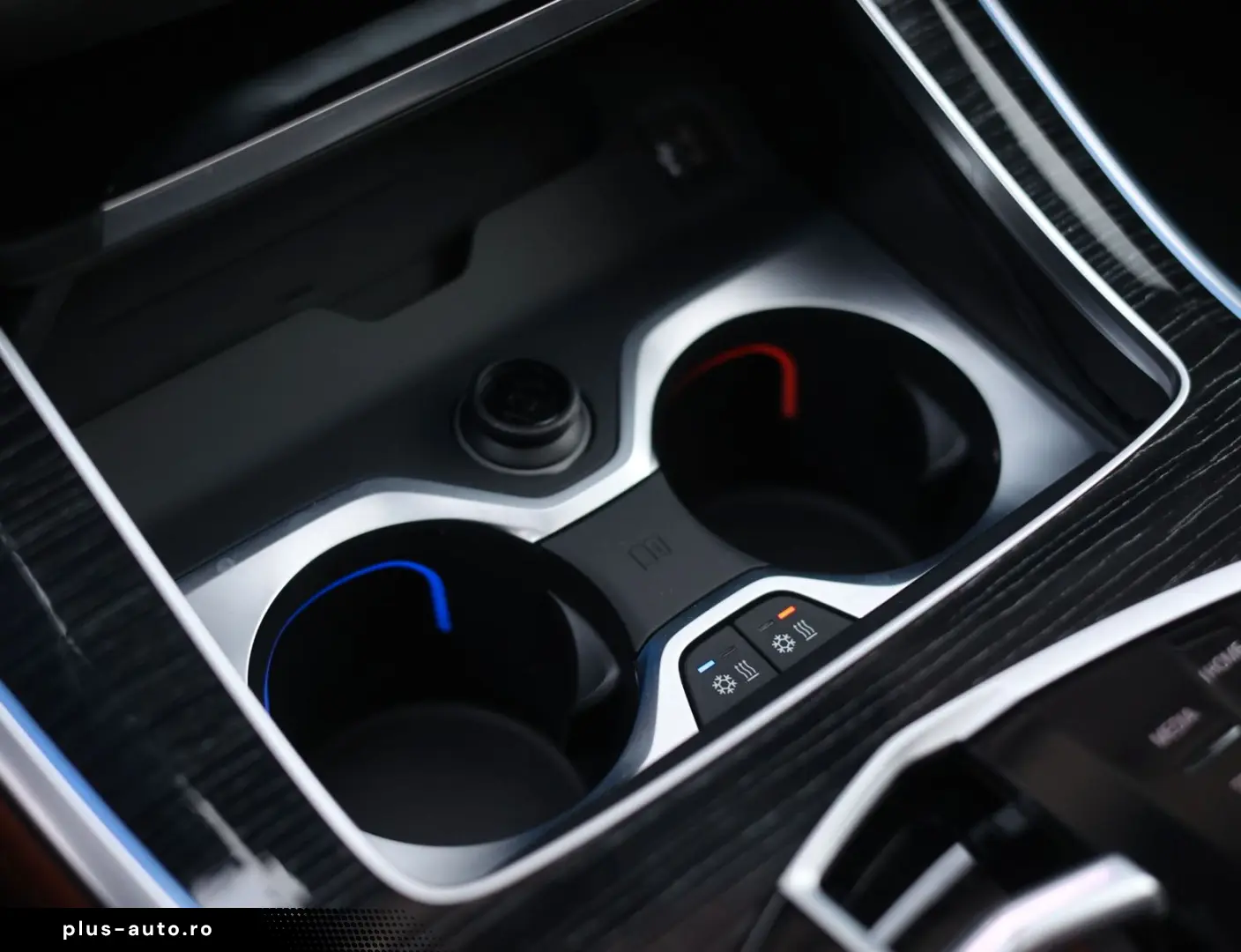 BMW X5 50e xDrive   Pano - AHK - HUD