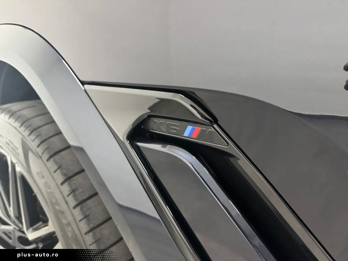 BMW X6 M Competition  Sky Lounge  Massage  AHK  ...