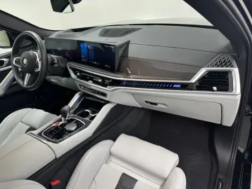 BMW X6 M Competition  Sky Lounge  Massage  AHK  ...