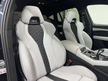 BMW X6 M Competition  Sky Lounge  Massage  AHK  ...