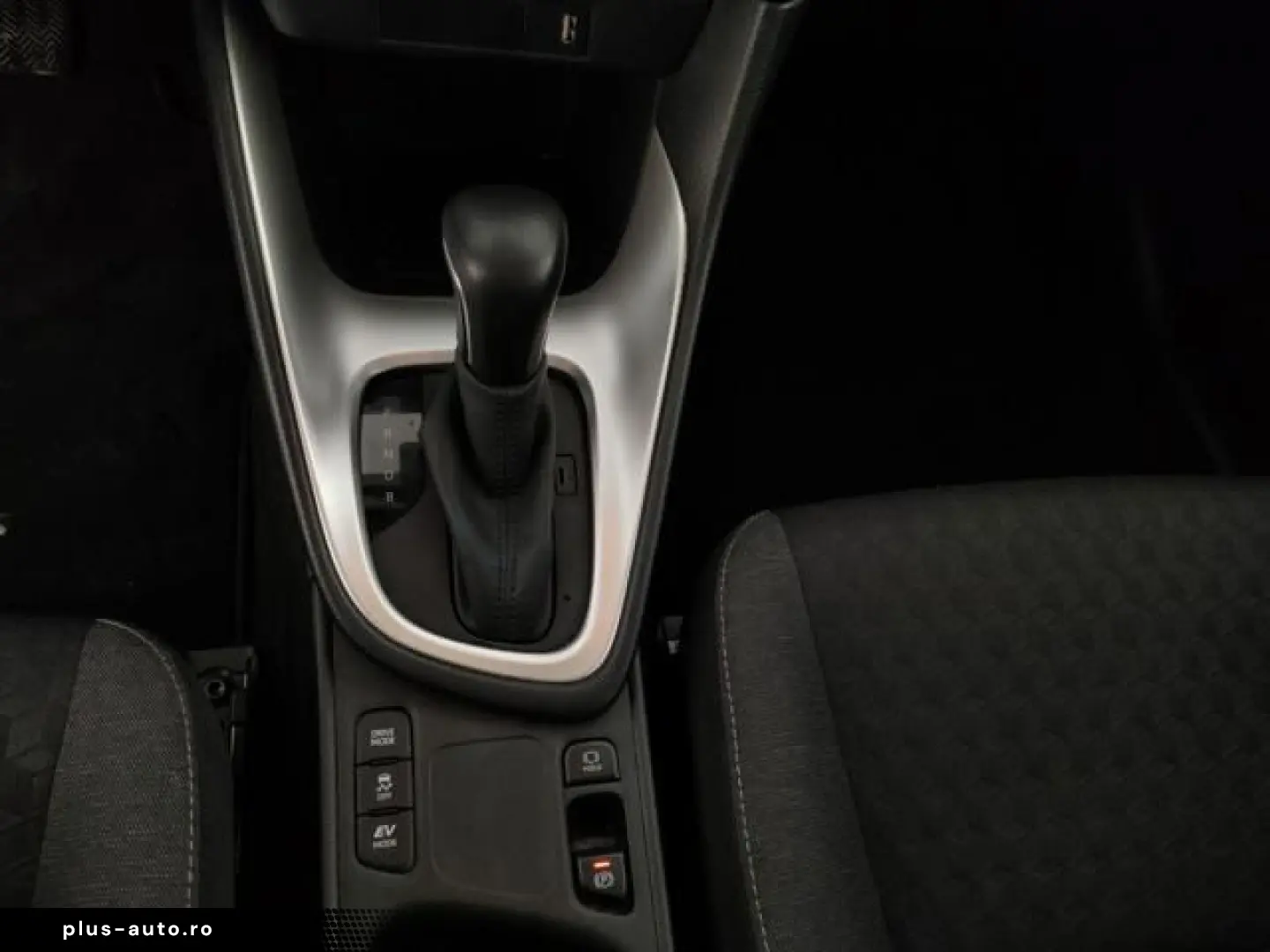 TOYOTA TOYOTA Yaris 1.5 Hybrid 5 porte Business Automat