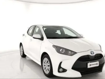 TOYOTA TOYOTA Yaris 1.5 Hybrid 5 porte Business Automat