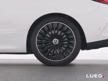 MERCEDES-BENZ CLE 450 4M Coupé AMG MBUX DLight Pano &hellip;