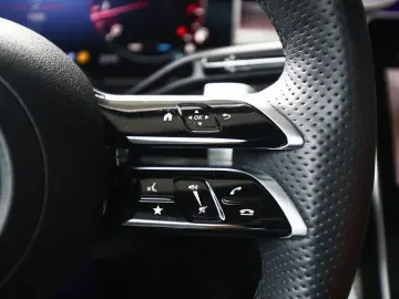 MERCEDES-BENZ CLE 300 4M Coupé AMG