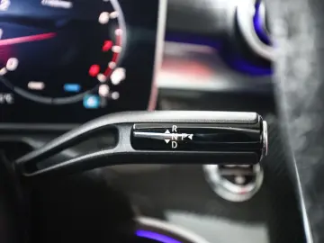 MERCEDES-BENZ CLE 300 4M Coupé AMG