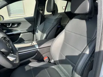 MERCEDES-BENZ GLC 300e Coupé 4Matic AMG-Line PANO 36&hellip;