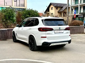 BMW X5 xDrive45e M Pack