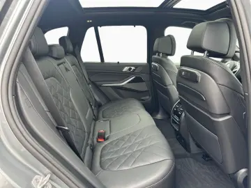 BMW X5 xDr40d MSp SKYLOUNGE SoftClose VentilatedS 360 IcGlow