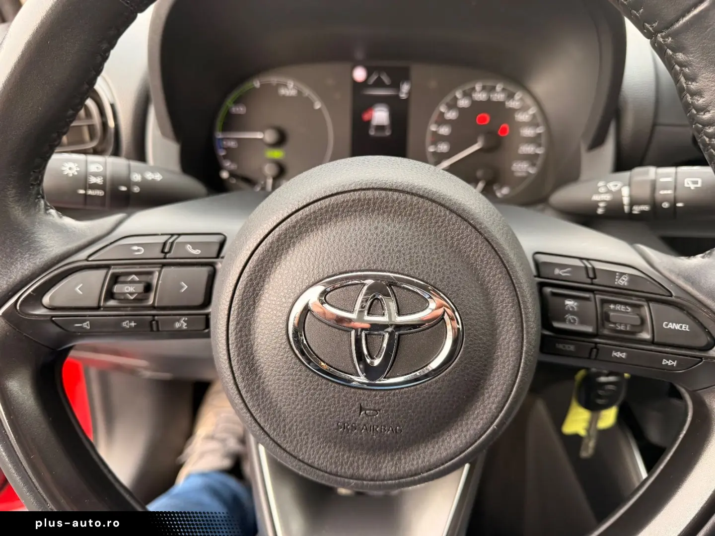 TOYOTA Yaris Hybrid Business Edition Sitzheitzung