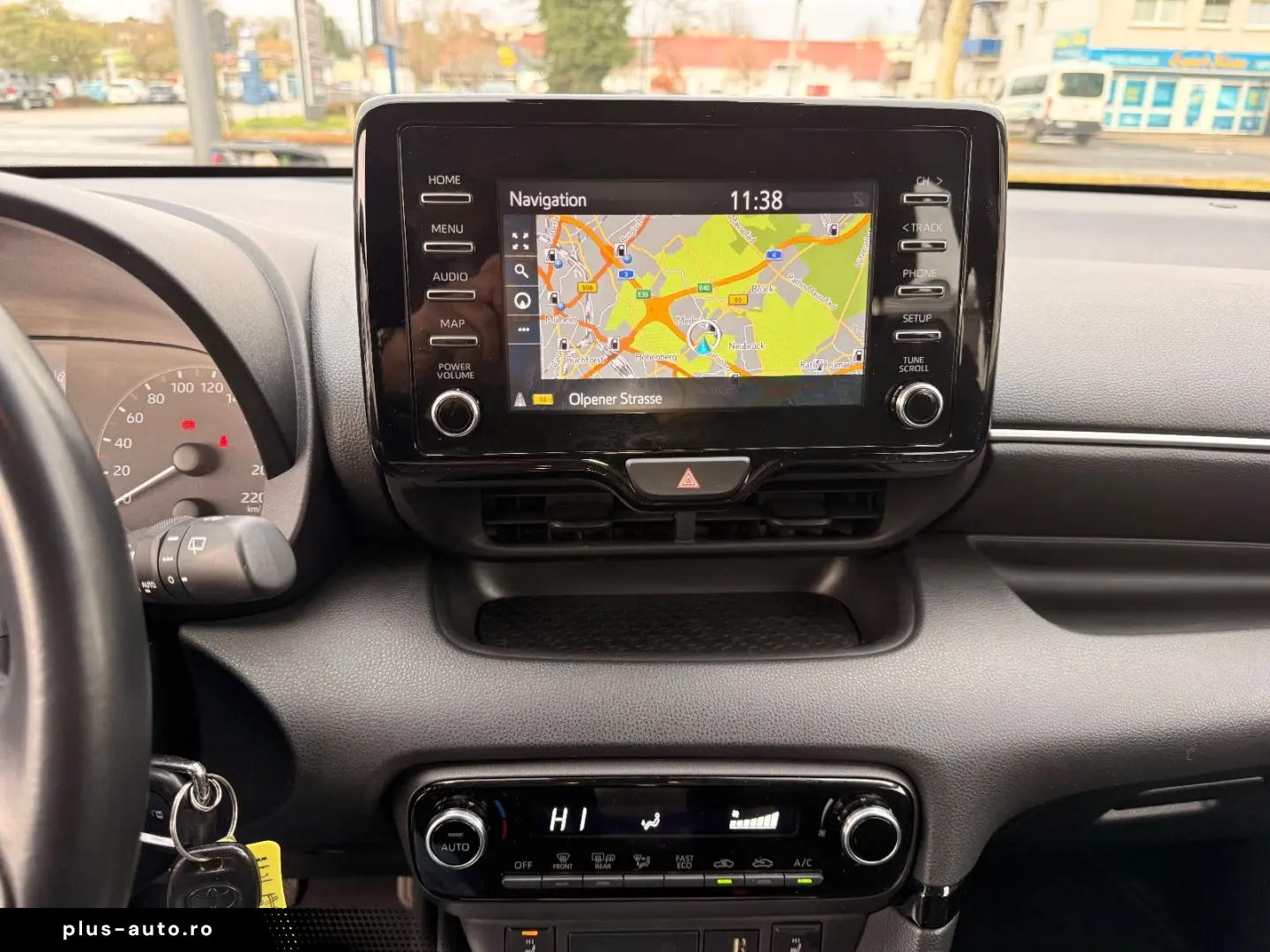 TOYOTA Yaris Hybrid Business Edition Sitzheitzung