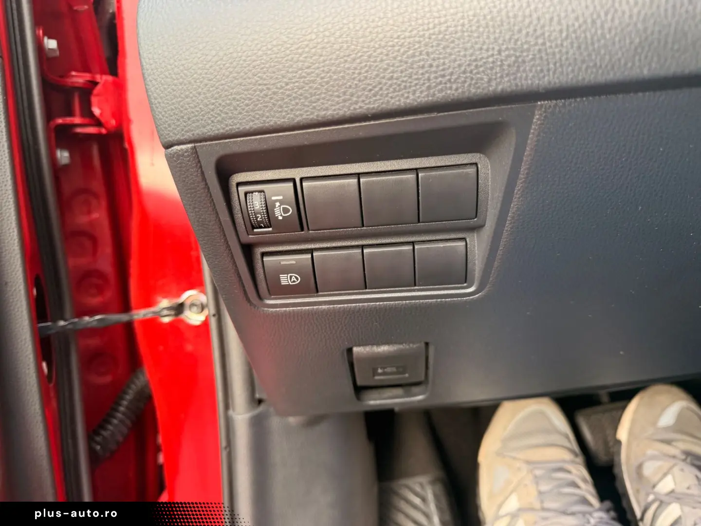 TOYOTA Yaris Hybrid Business Edition Sitzheitzung