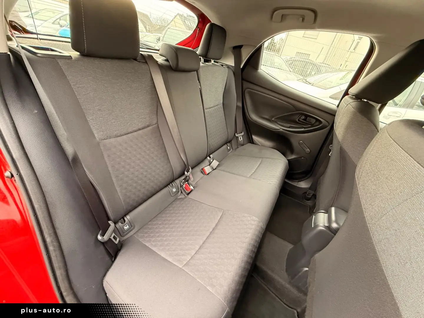 TOYOTA Yaris Hybrid Business Edition Sitzheitzung