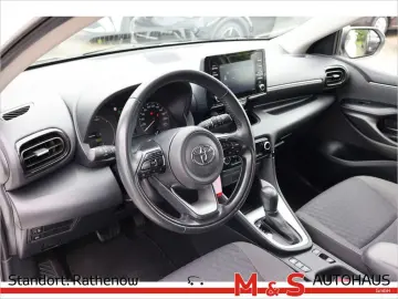 TOYOTA Yaris 1.5 Hybrid Comfort