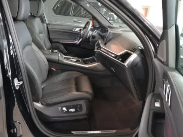 BMW X7 M60 i M Sport Pro