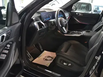 BMW X7 M60 i M Sport Pro