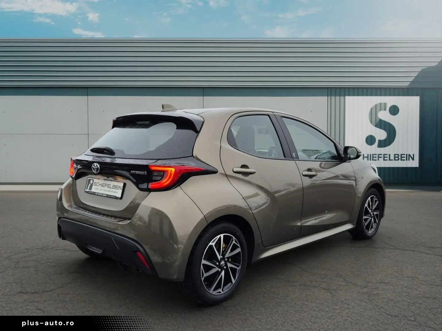 TOYOTA Yaris Hybrid 1.5 Team Deutschland 116PS  RFK SHZ