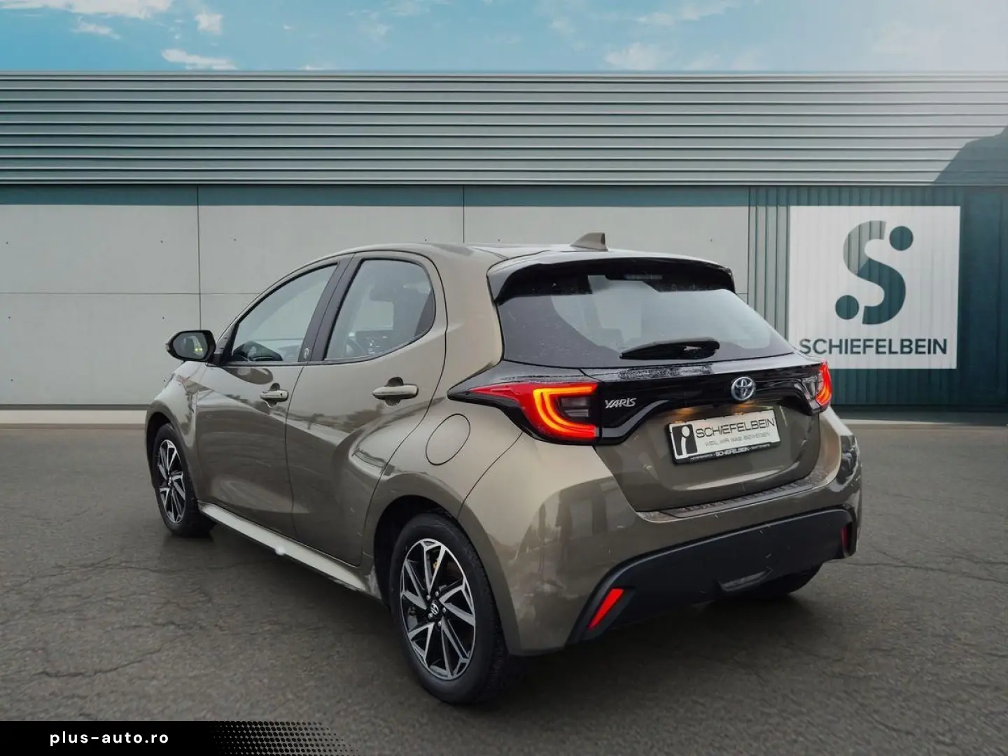 TOYOTA Yaris Hybrid 1.5 Team Deutschland 116PS  RFK SHZ