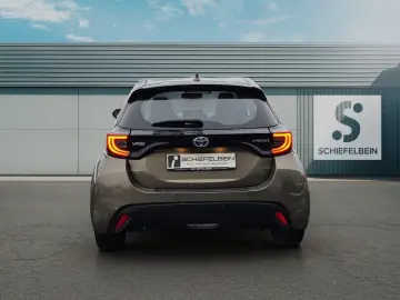 TOYOTA Yaris Hybrid 1.5 Team Deutschland 116PS  RFK SHZ